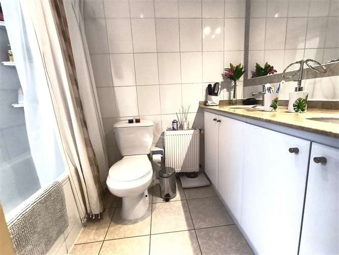 Con opcion de arriendo. 5 dorm. 5 Baños. Altos de Macul - Imagen 28