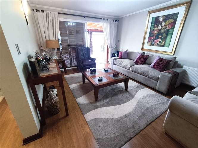 Con opcion de arriendo. 5 dorm. 5 Baños. Altos de Macul - Imagen 18