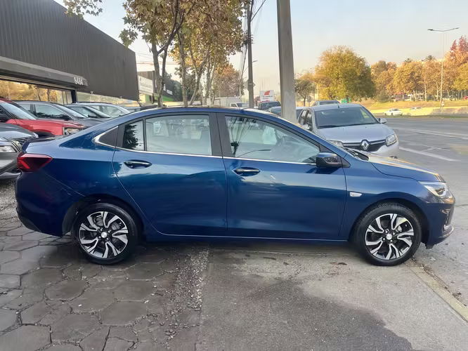 CHEVROLET ONIX PREMIER SEDÁN 1.0 TURBO AUT. 2023
