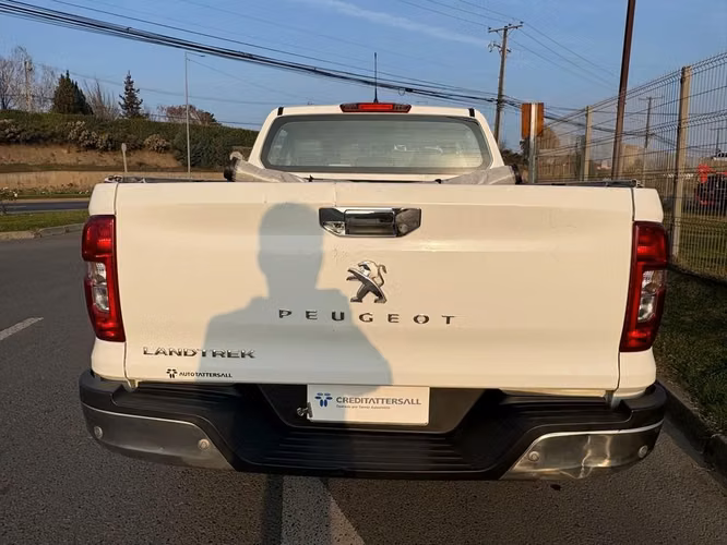 PEUGEOT LANDTREK 2023