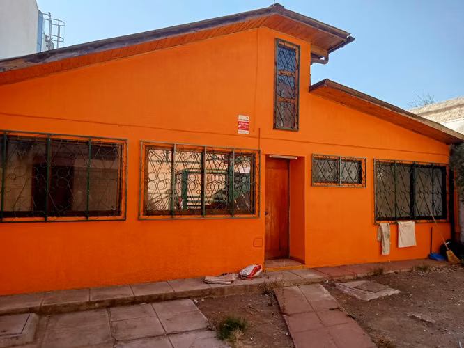 Amplia Oficina en Arriendo – Centro de Talagante