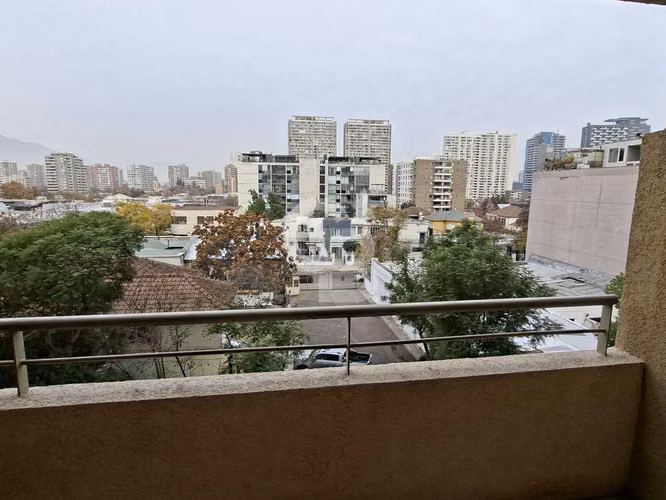 Departamento remodelado en barrio Italia - Imagen 12