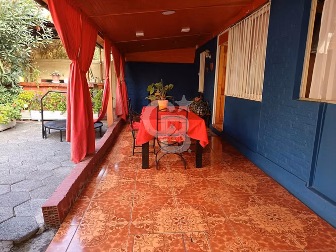 Casa con amplio terreno  sector Vital Apoquindo