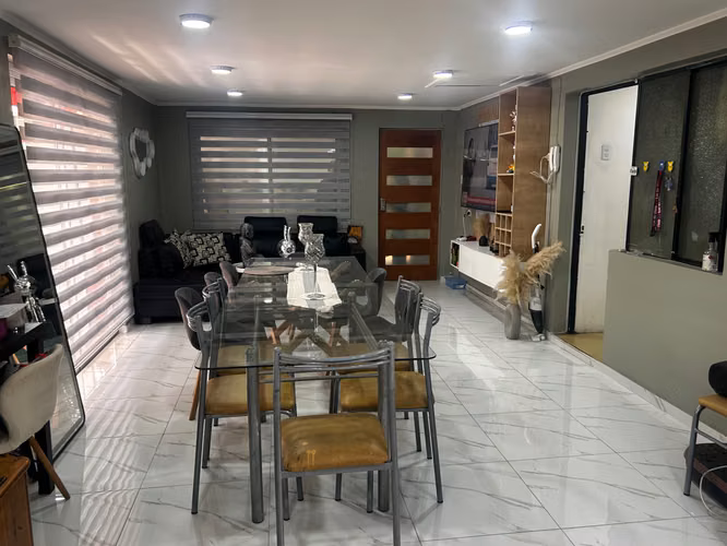Casa 4D, 2B, 4 Estac, Taller, microbarrio (165691)
