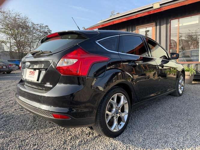 FORD FOCUS SE 2.0 AT 2013