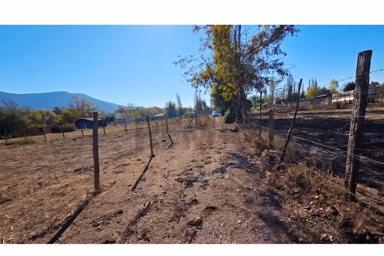 Vendo sitio de 1230 mts. 2, con rol propio