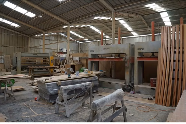 Fábrica en venta, inversión ideal en quillón