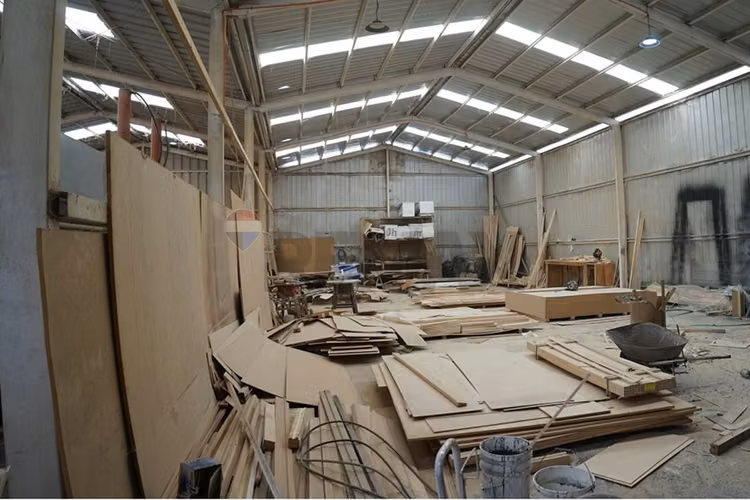 Fábrica en venta, inversión ideal en quillón