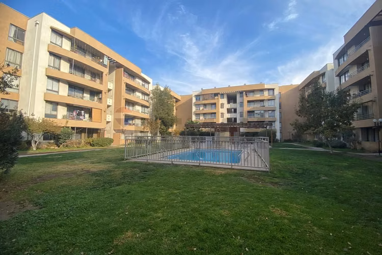 Venta departamento cond. en quilicura. 3d+2b