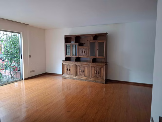 Casa 5 dormitorios amplios (6 si dividen uno) (165750)