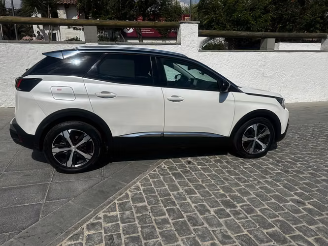 Peugeot 3008 Blue HDI HP 1.5 AUT año 2020, Diésel, en excelentes condiciones