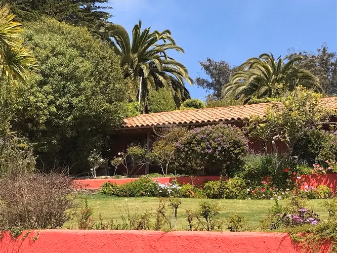 Casa en venta de 8 dorm. en Santo Domingo