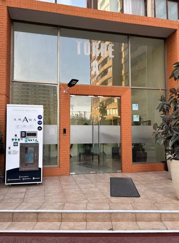 SE ARRENDA Amplio Depto de 3 Dormitorios y 2 Baños a Pasos de Metro Macul – ¡Con Estacionamiento!