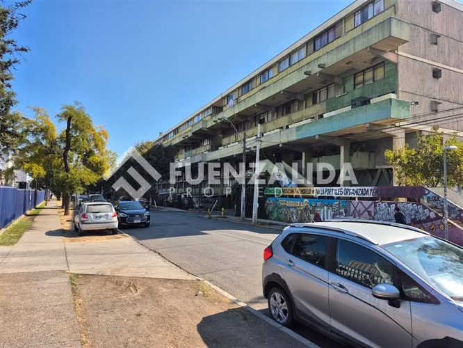 Venta Departamento Duplex Estación Central 4 dormi 2 baños E