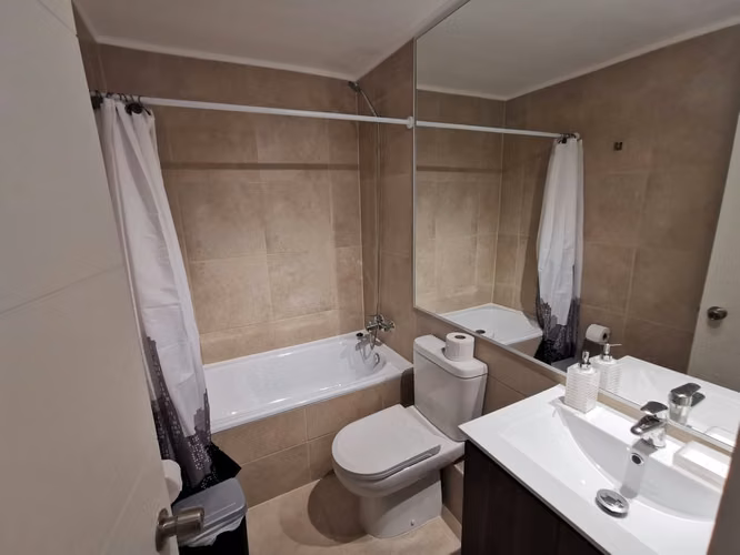 Arriendo Departamento Amoblado.