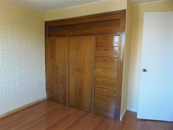 Casa en arriendo de 4 dorm. en Maipú