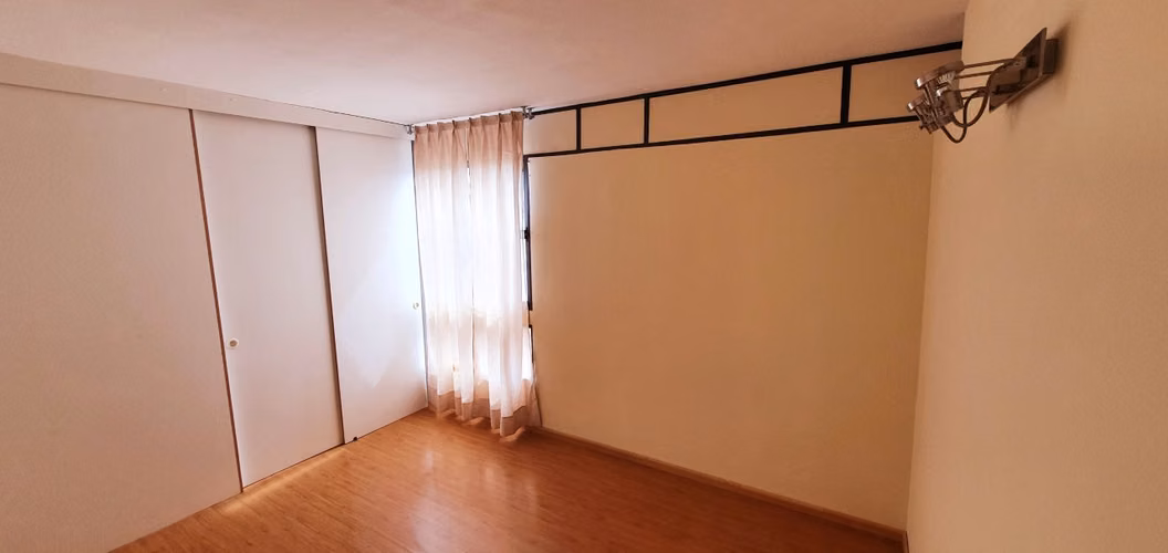 EXCELENTE DEPARTAMENTO CONJUNTO HABITACINAL PUKARA PLENO CENTRO DE LA CIUDAD