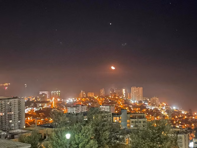 VISTA PANORÁMICA AL MAR, EXCLUSIVO DEPARTAMENTO. EN AGUA SANTA , VIÑA DEL MAR 2D + 2 B + 2