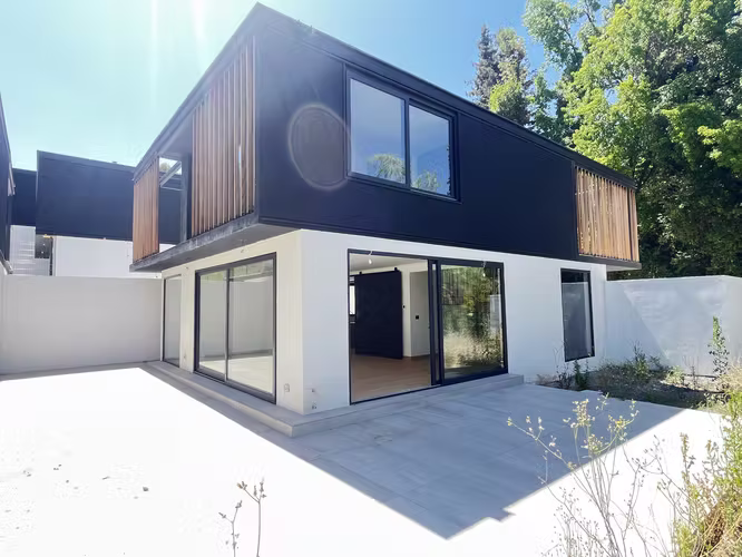 EXCLUSIVA CASA 4D-4B-2E, SAN DAMIAN, LAS CONDES