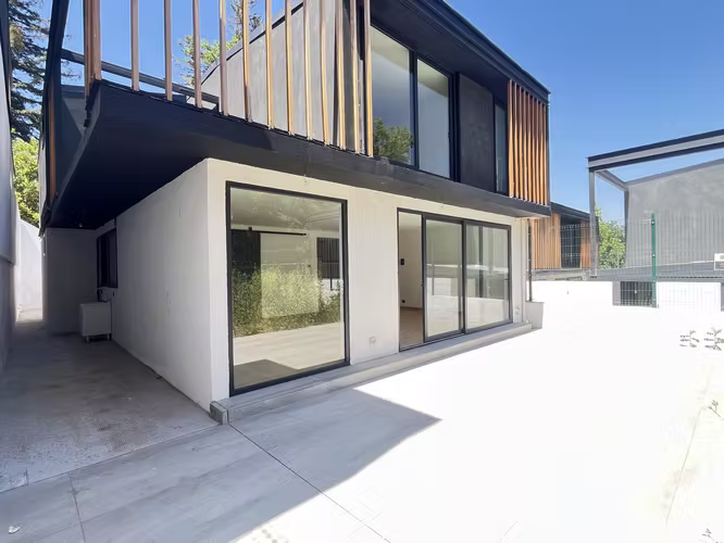 EXCLUSIVA CASA 4D-4B-2E, SAN DAMIAN, LAS CONDES