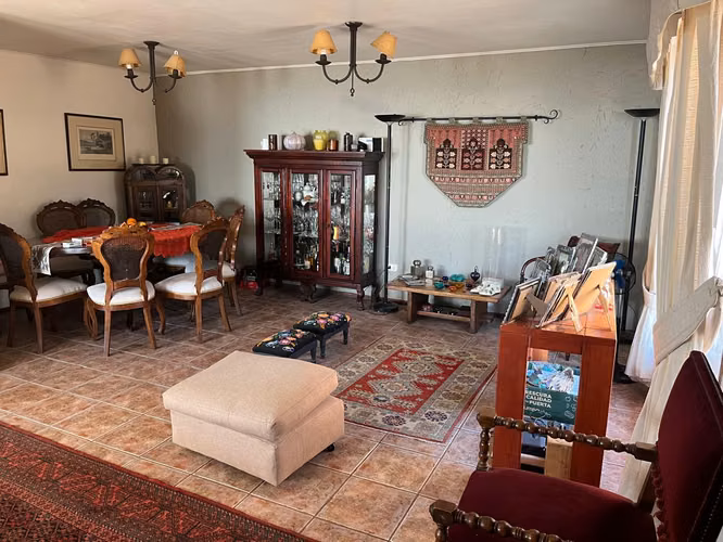 Casa con Parcela, Quincho, Horno de Barro, Piscina, Arboles Frutales, Palmeras