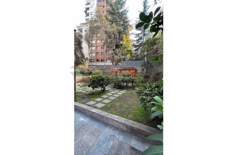 Departamento exclusivo el golf, las condes