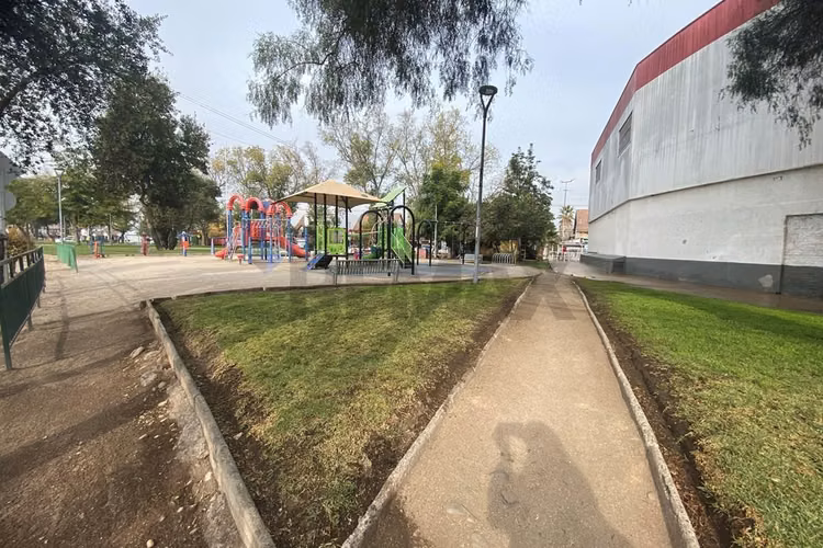 Venta gran casa en c. satélite, maipú. 5d+4b. - Imagen 24