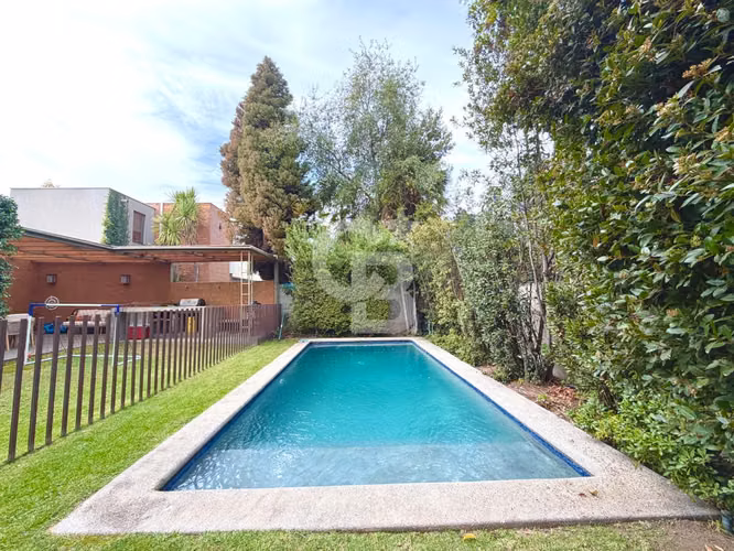 Casa Mediterránea Condominio Los Monjes