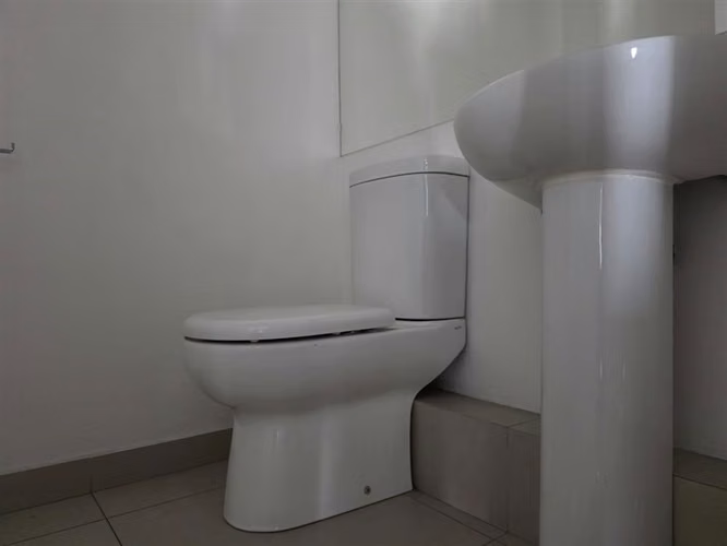 Oficina Habilitada en Arriendo en Edificio Plaza Bucarest