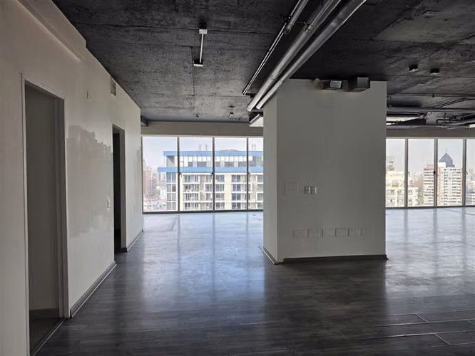 Oficina Habilitada en Arriendo en Providencia 272,94 M2