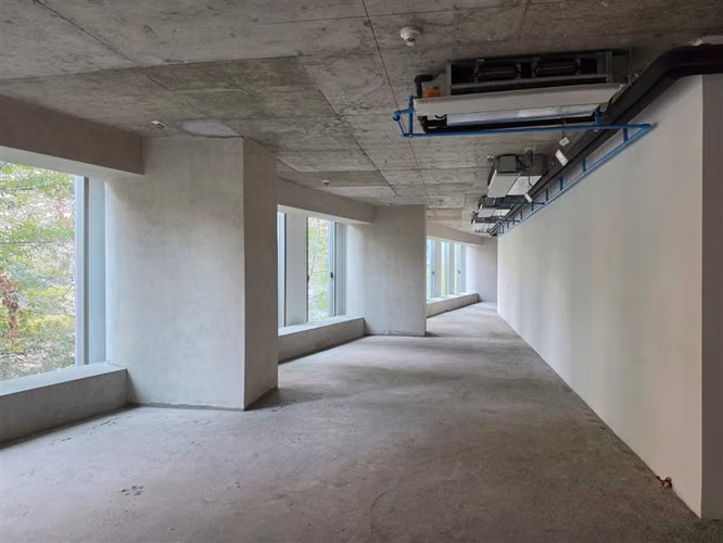 Oficina en Arriendo en Providencia Edificio Plaza Bucarest