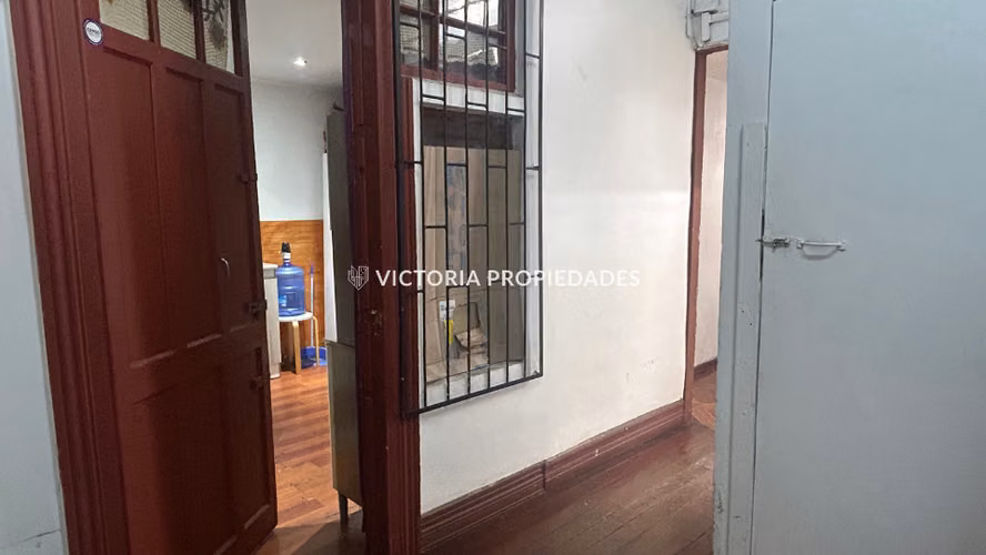 Pieza para una persona Barrio Artemio Gutierrez con Victoria