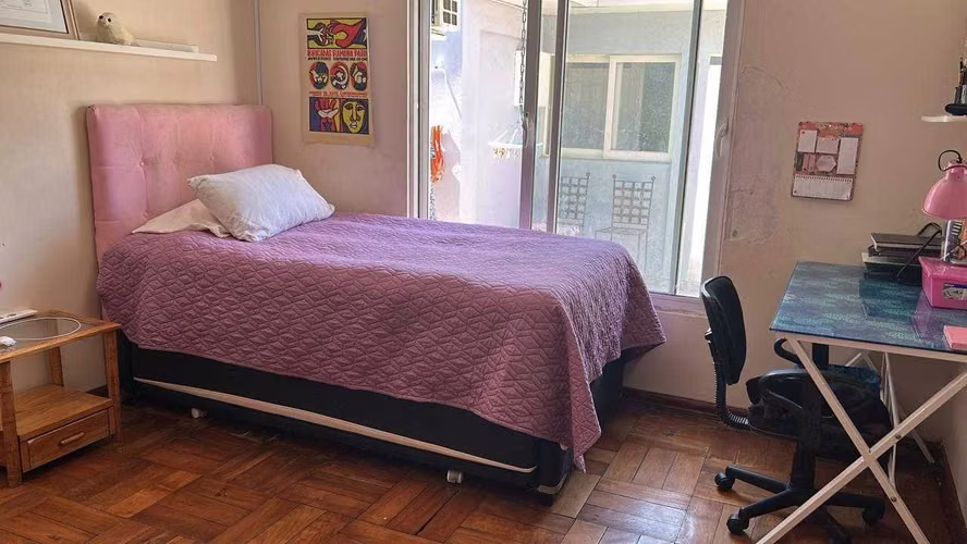 CASA REMODELADA CON GRAN TERRENO. (165911)