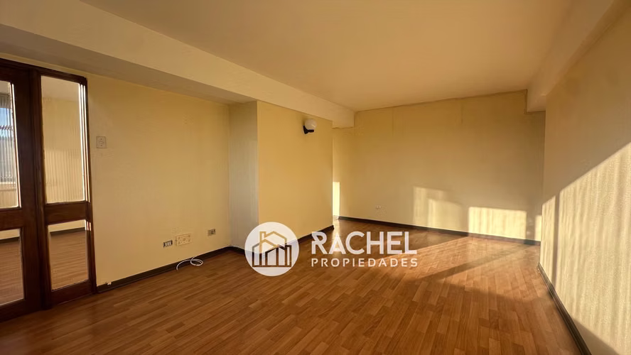 ARRIENDO DEPARTAMENTO EDIFICIO BANCO CHILE ESTACIONAMIENTO Y BODEGA