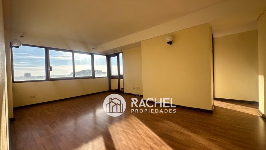 ARRIENDO DEPARTAMENTO EDIFICIO BANCO CHILE ESTACIONAMIENTO Y BODEGA
