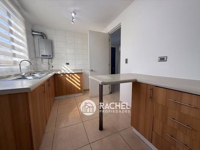 SE VENDE LINDA CASA CON EXCELENTE MANTENCIÓN- Sector Las Mariposas - Imagen 13
