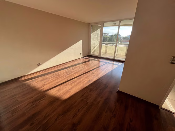 SE VENDE HERMOSO DEPARTAMENTO EDIFICIO CONQUISTADORES - Imagen 2