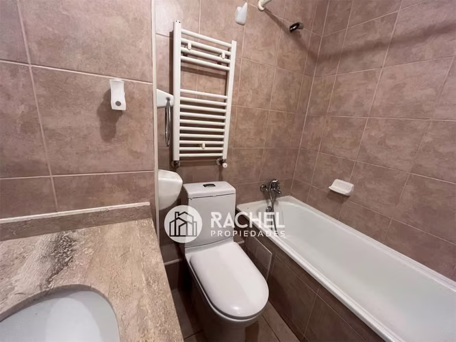 SE VENDE HERMOSO DEPARTAMENTO EDIFICIO CONQUISTADORES - Imagen 15