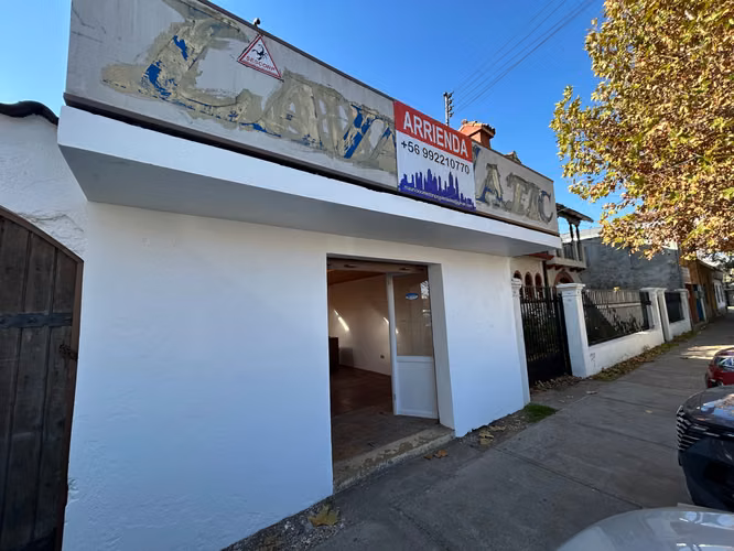 Amplio Local Comercial en Zona Estratégica (165962)