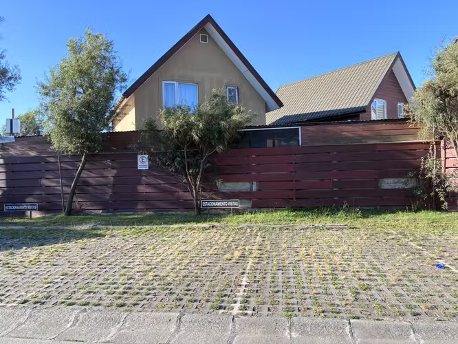 SE VENDE AMPLIA CASA EN BRISAS DEL SOL, TALCAHUANO 3D 2B