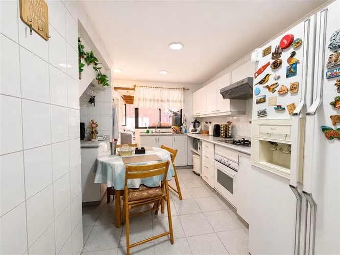 Casa en venta de 5D, 3B, 2E, en Peñalolén - Imagen 6