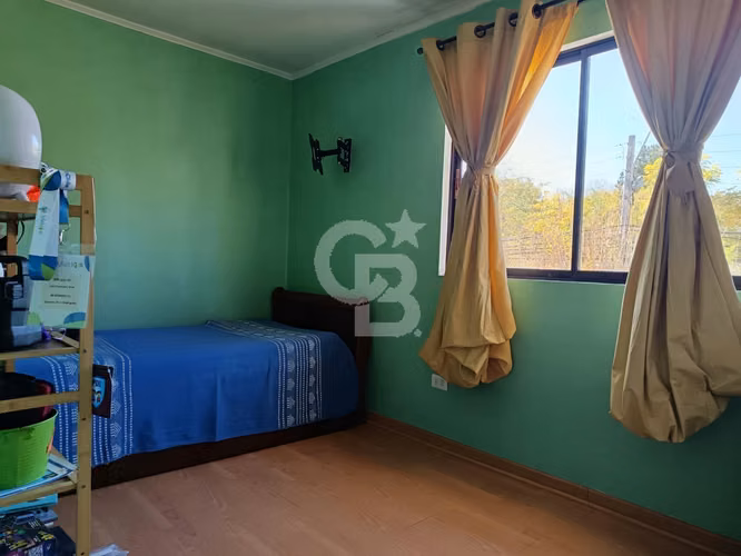 Casa de dos pisos / Rotonda Atenas - Las Condes