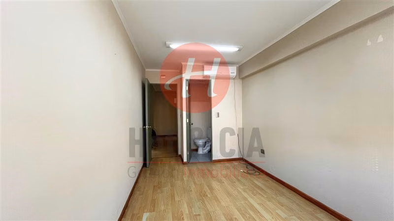 Oficina en Arriendo Centro de Temuco 48 m, 3 Privados y 2B