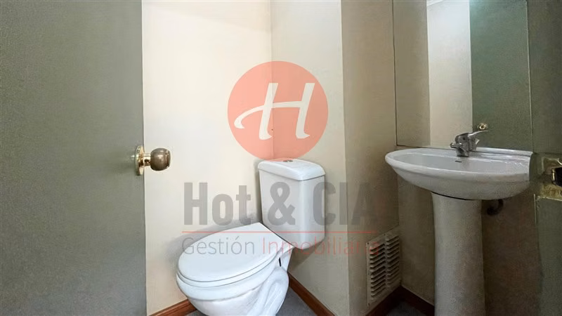 Oficina en Arriendo Centro de Temuco 48 m, 3 Privados y 2B