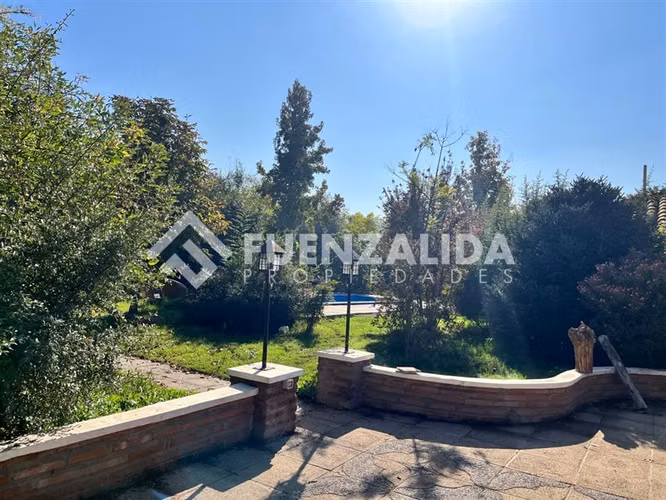 Casa vendo de 5D 4B piscina Padre Hurtado
