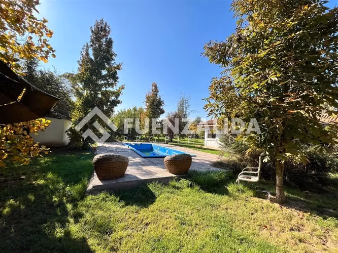 Casa vendo de 5D 4B piscina Padre Hurtado