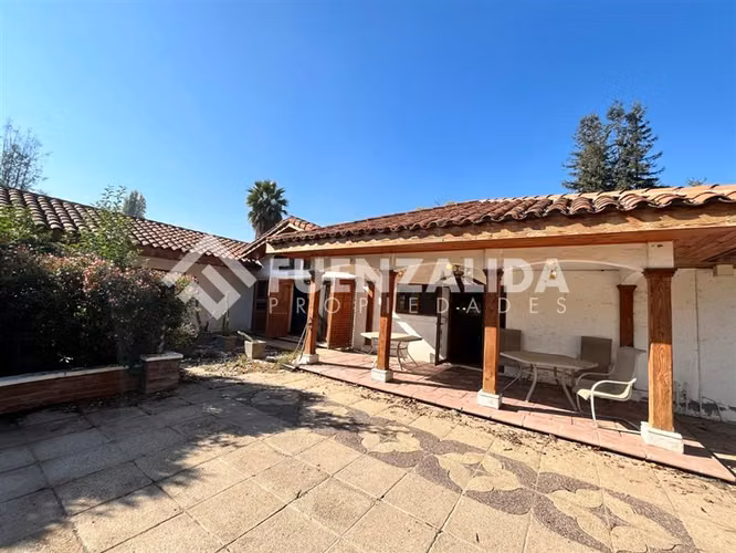 Casa vendo de 5D 4B piscina Padre Hurtado
