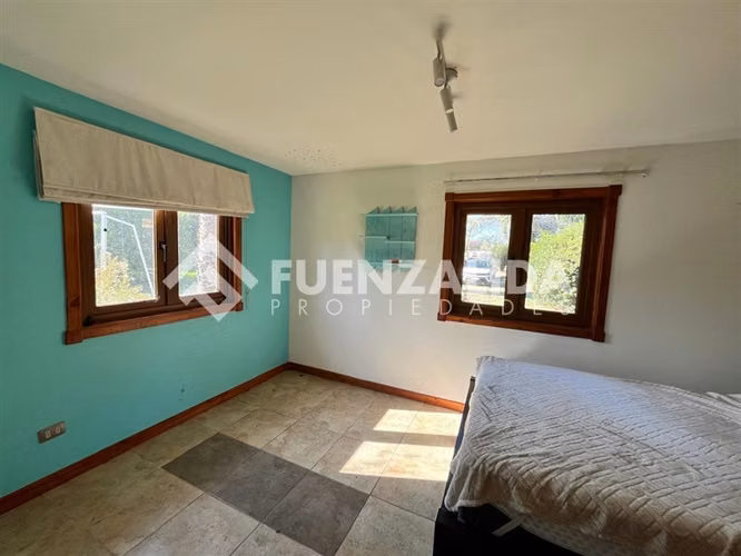 Casa vendo de 5D 4B piscina Padre Hurtado