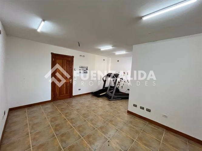 Casa vendo de 5D 4B piscina Padre Hurtado