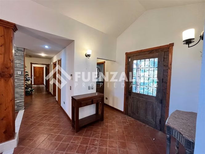 Casa vendo de 5D 4B piscina Padre Hurtado